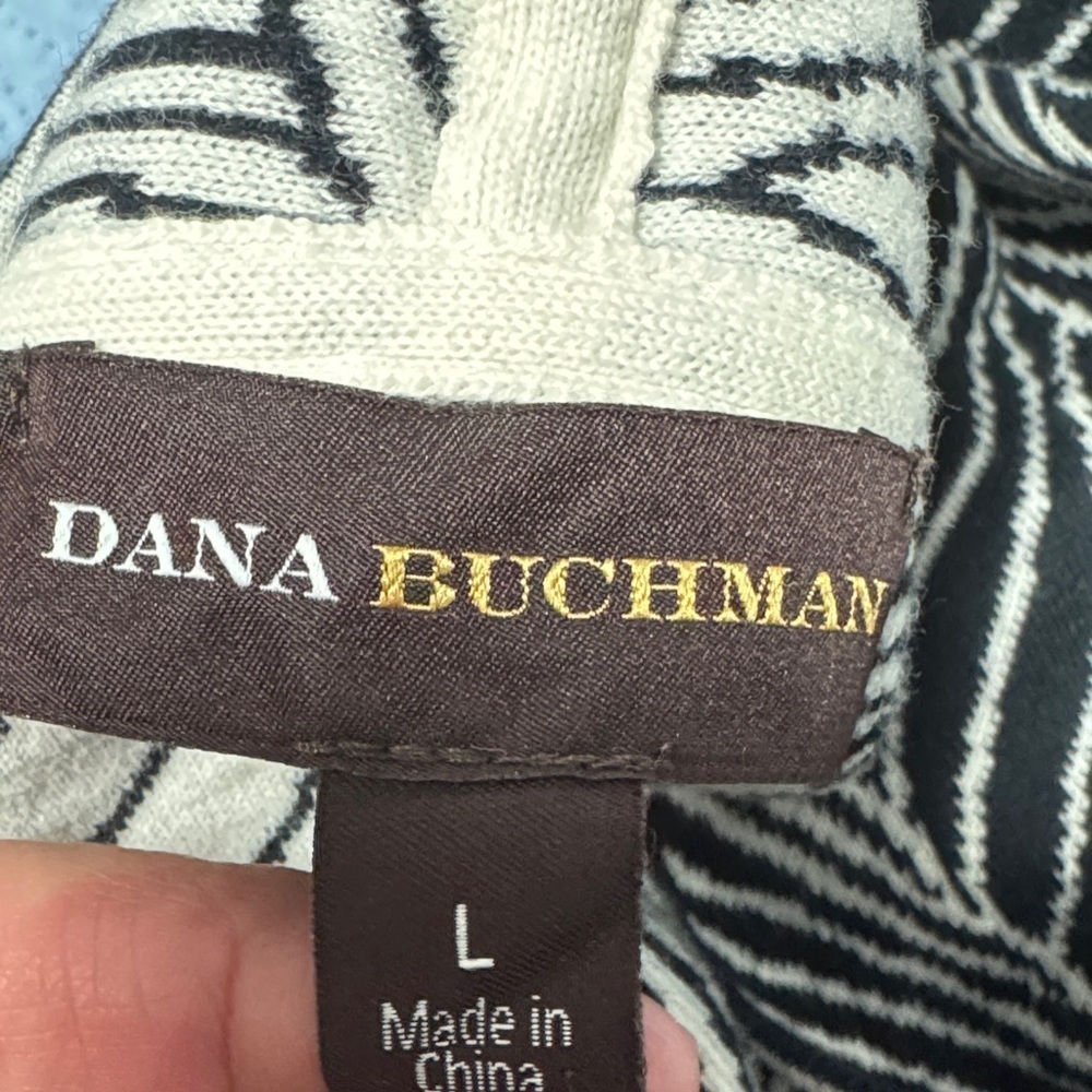 Dana Buchman Black & White Leaf-Pattern Open Cardigan - Picture 9 of 10